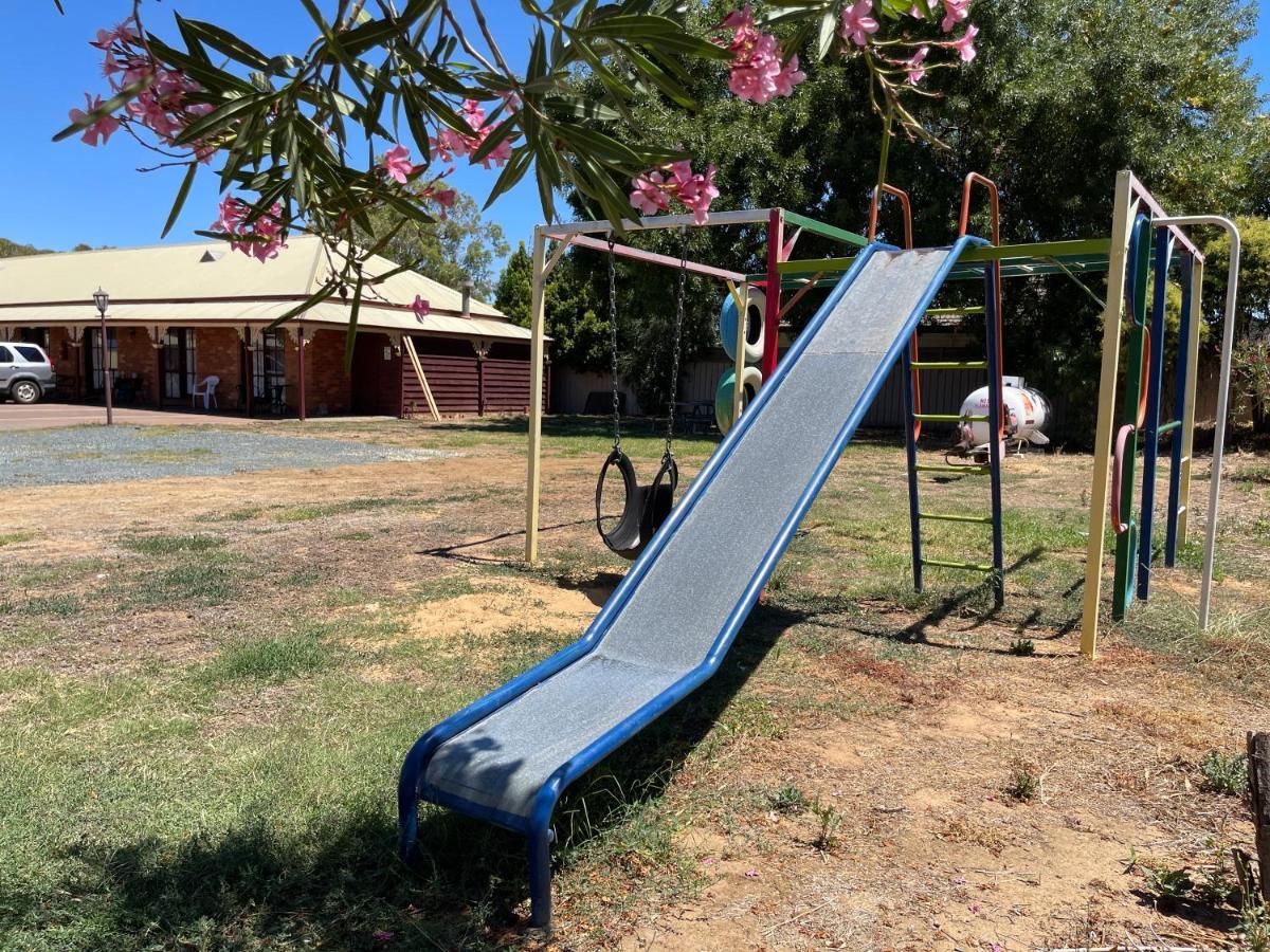Philadelphia Motor Inn Australia Buitenkant foto